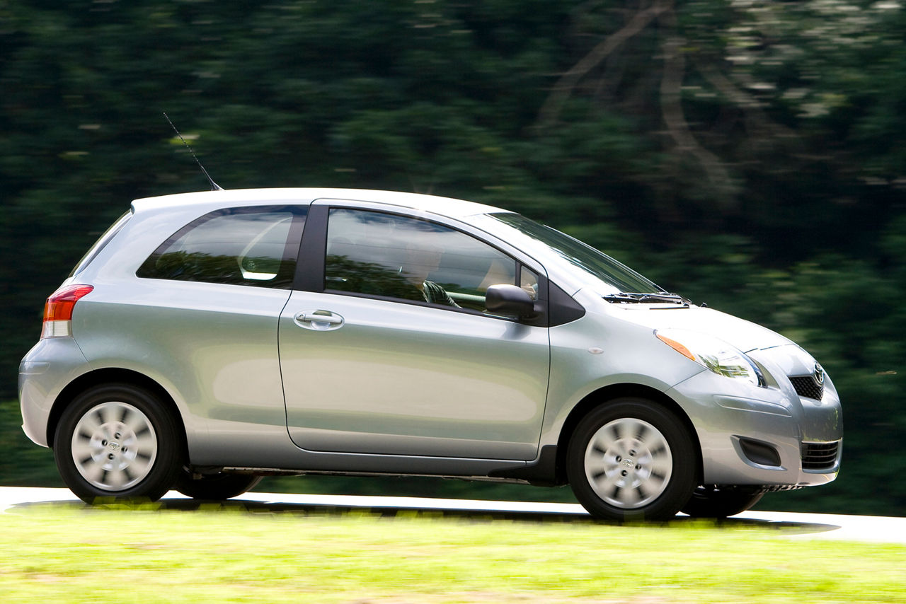 2009 Toyota Yaris CE 23