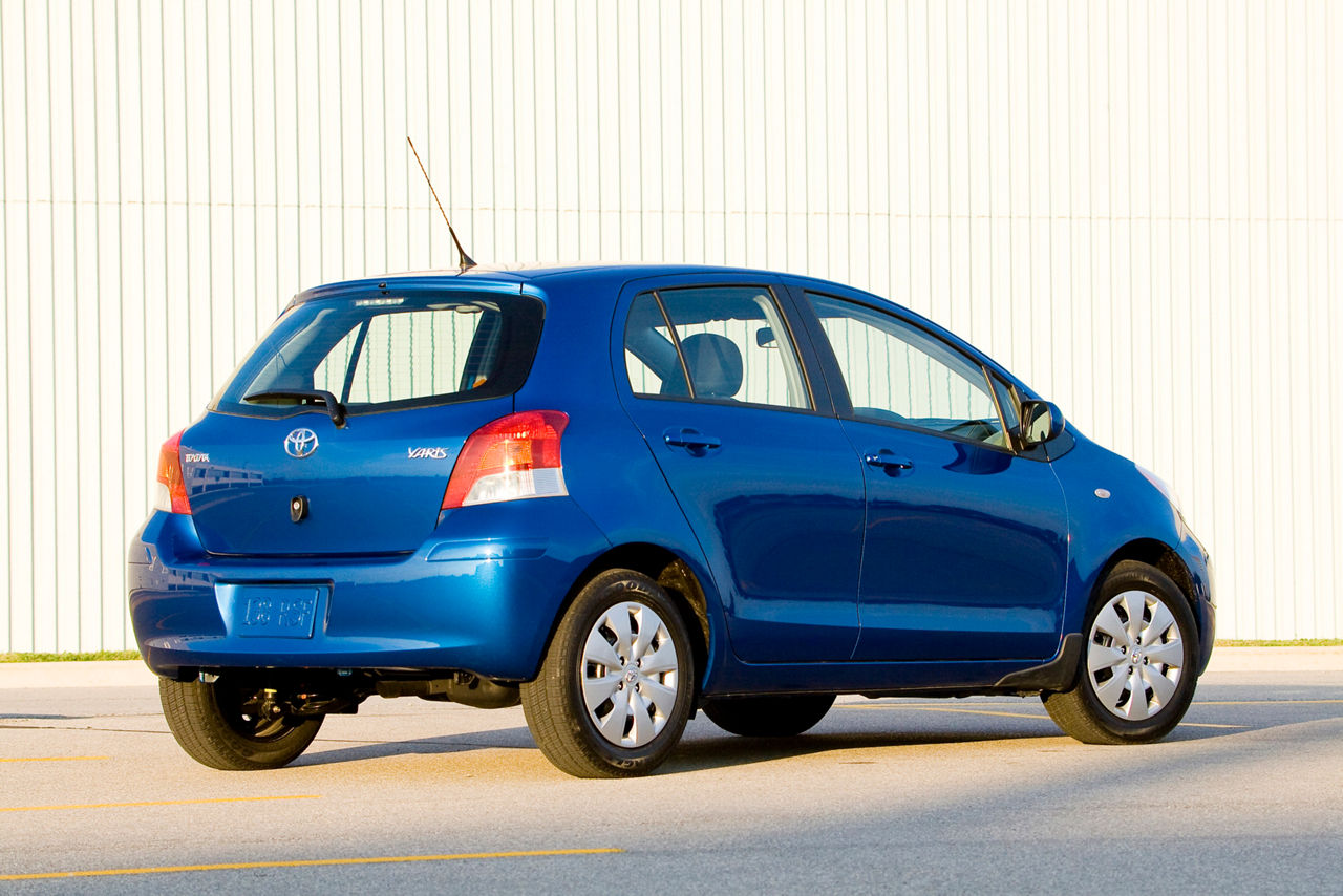 2009 Toyota Yaris LE 08