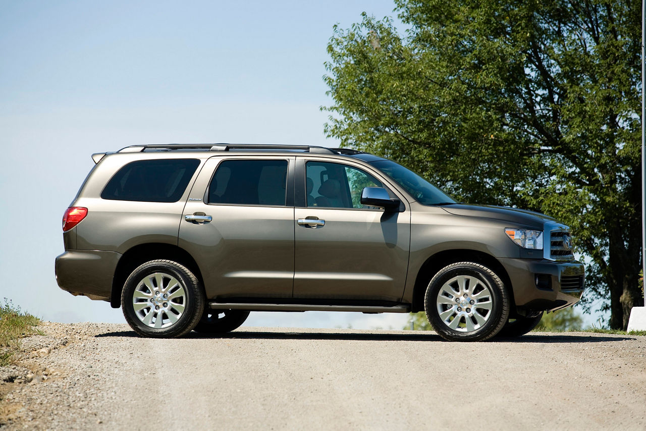 2010 Toyota Sequoia Platinum 03