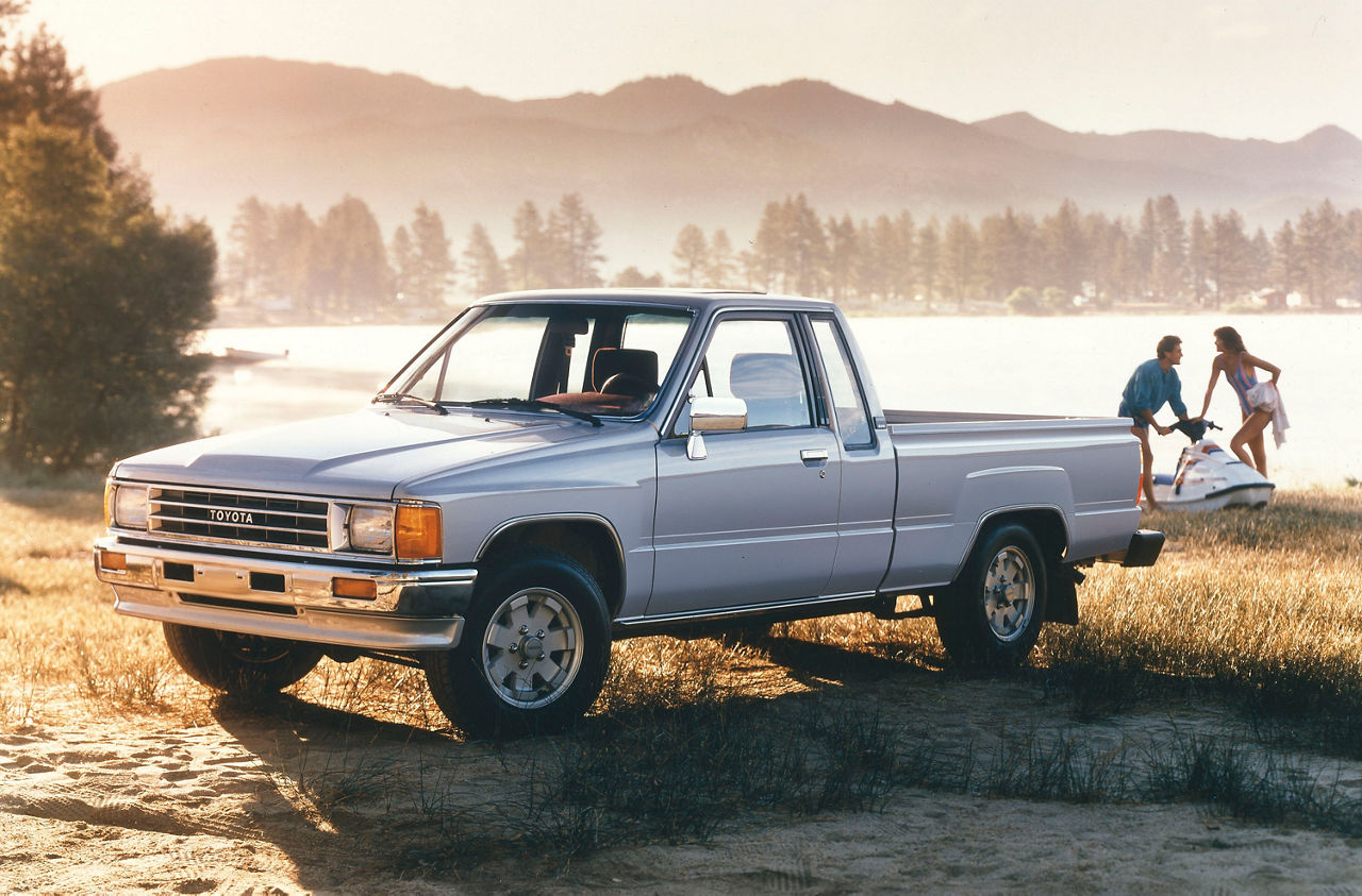 1988 Toyota 4X2 Truck