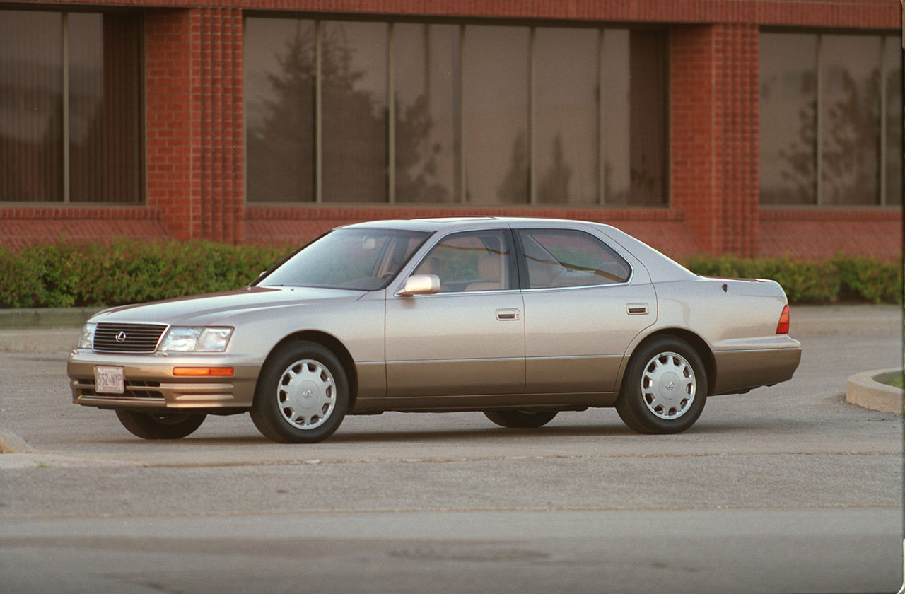 1995 Lexus LS 400