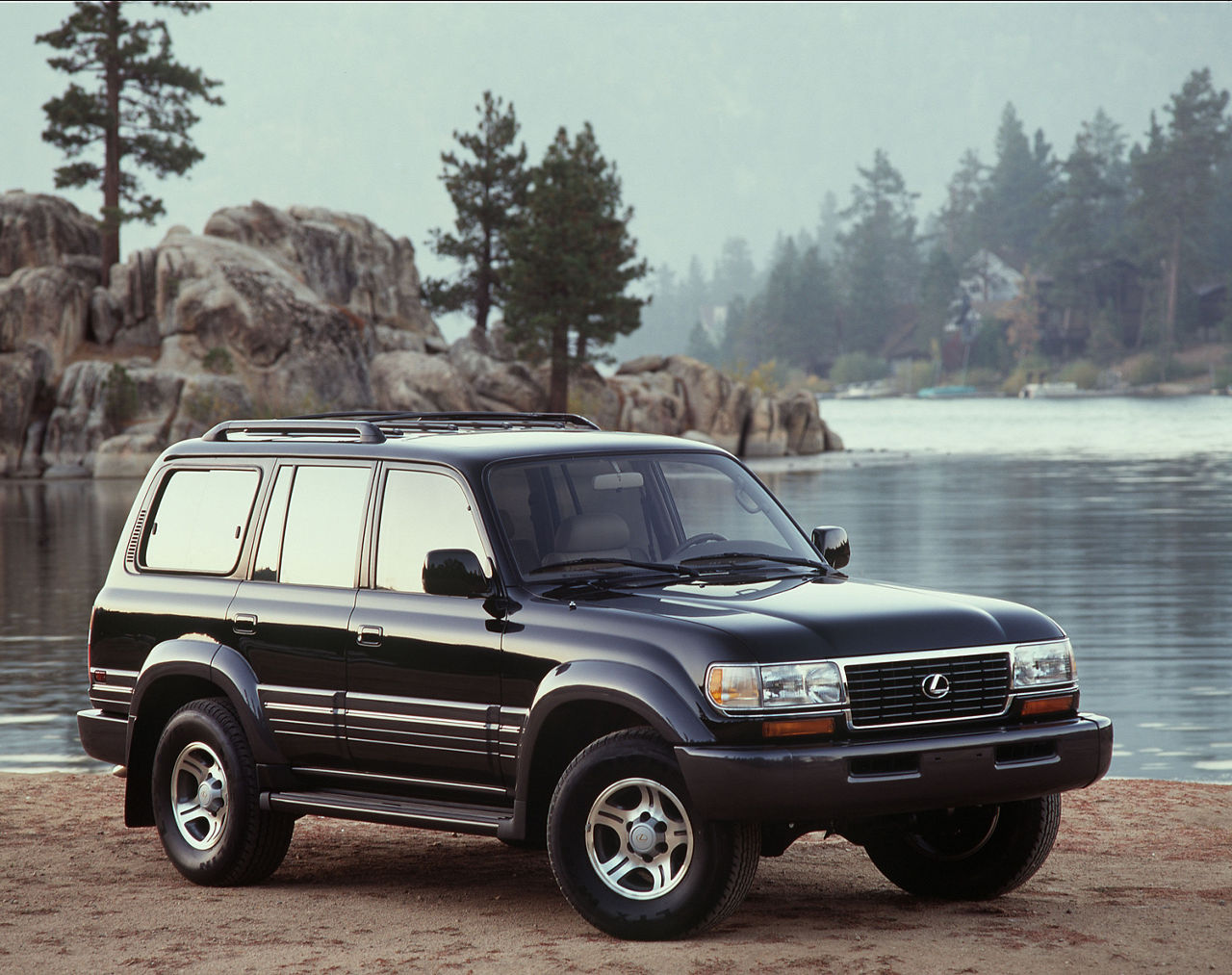 1996 Lexus LX 450 10