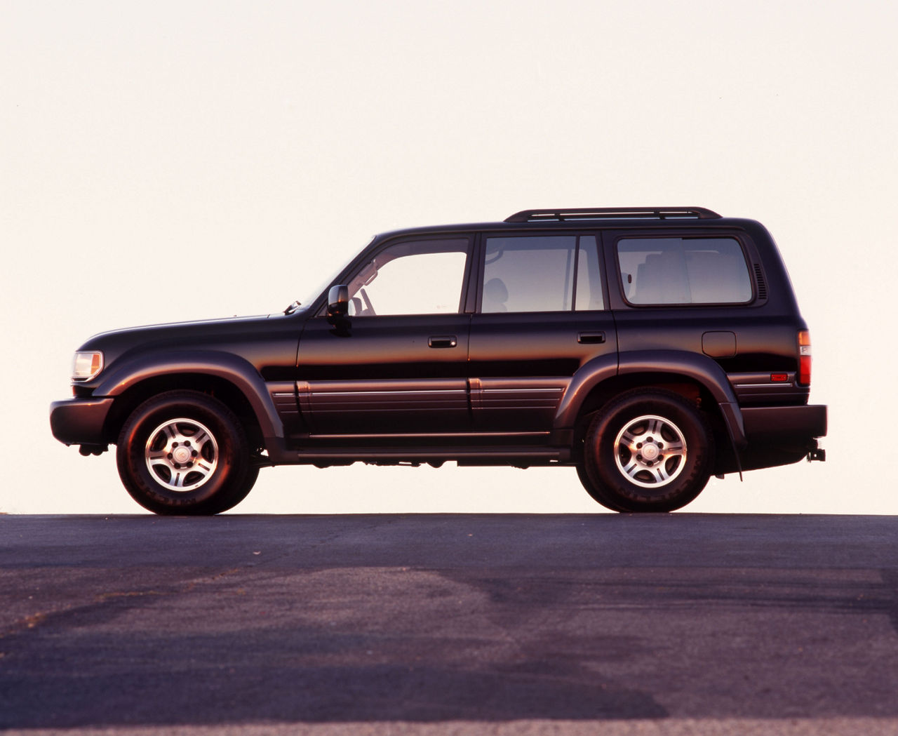 1996 Lexus LX 450 13