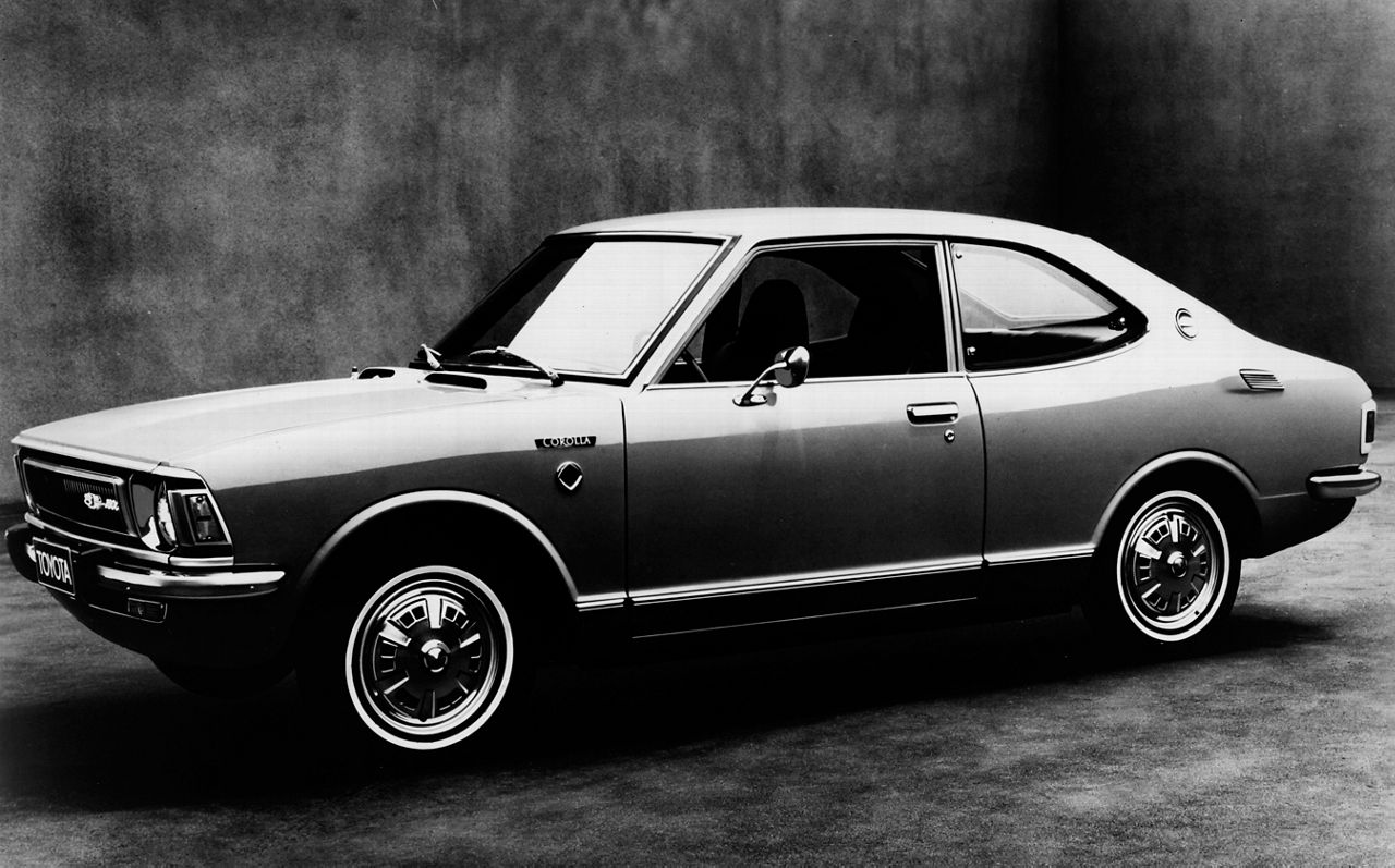 1998001_1972_Corolla_1600_Fastback-1