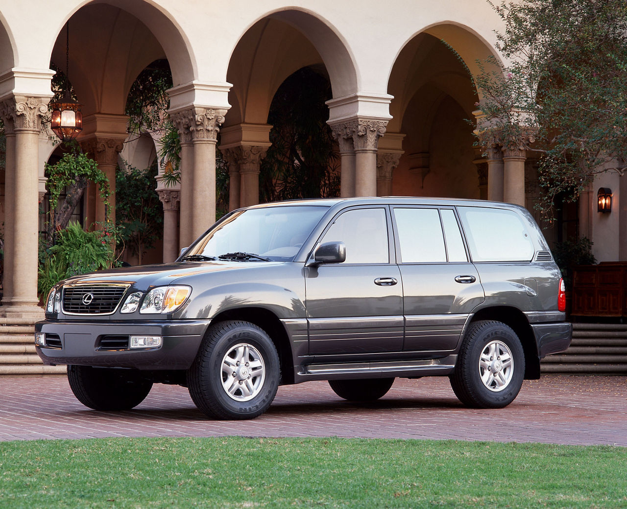 1998 Lexus LX 450 02