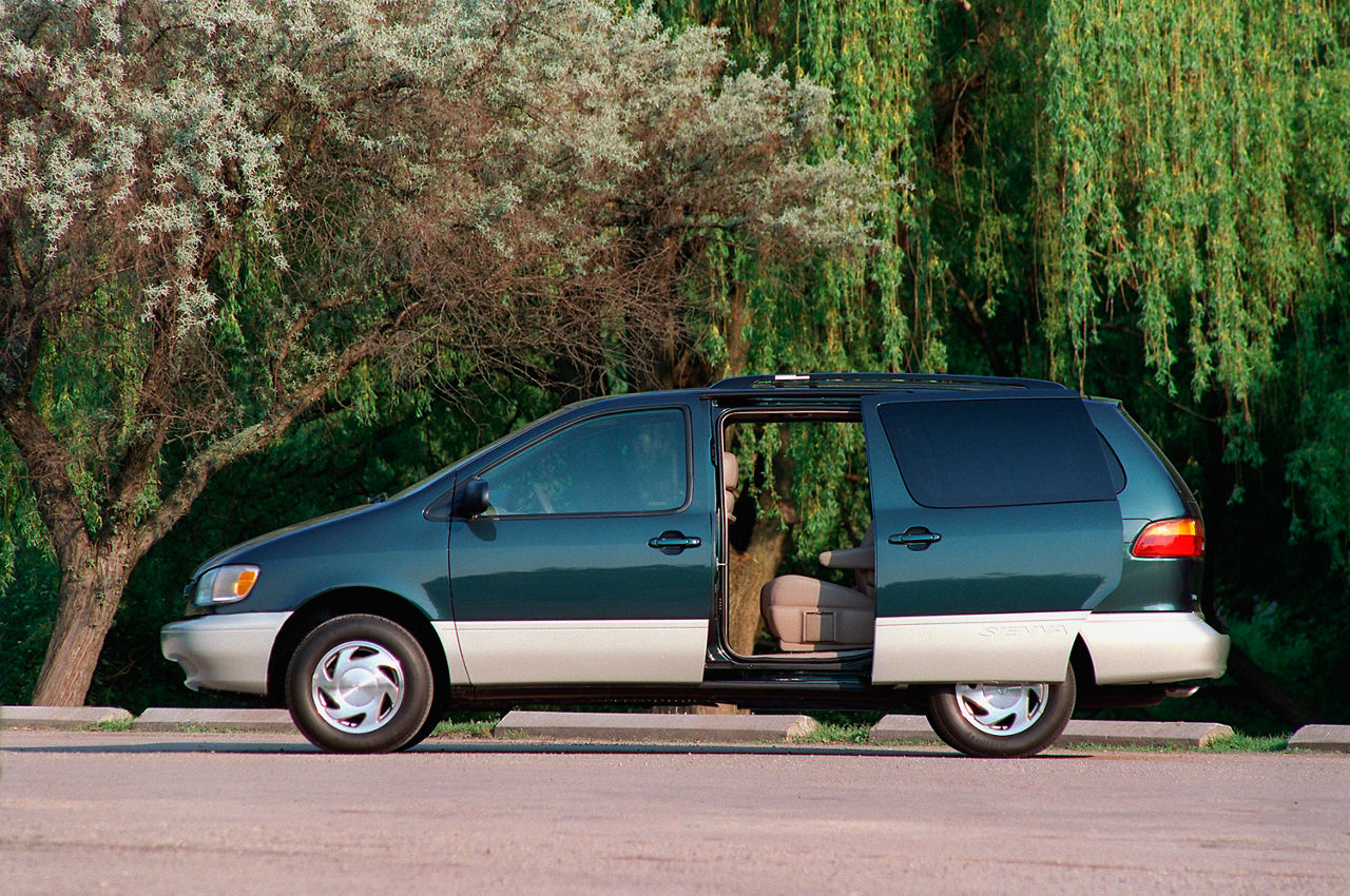 1998 Toyota Sienna 07