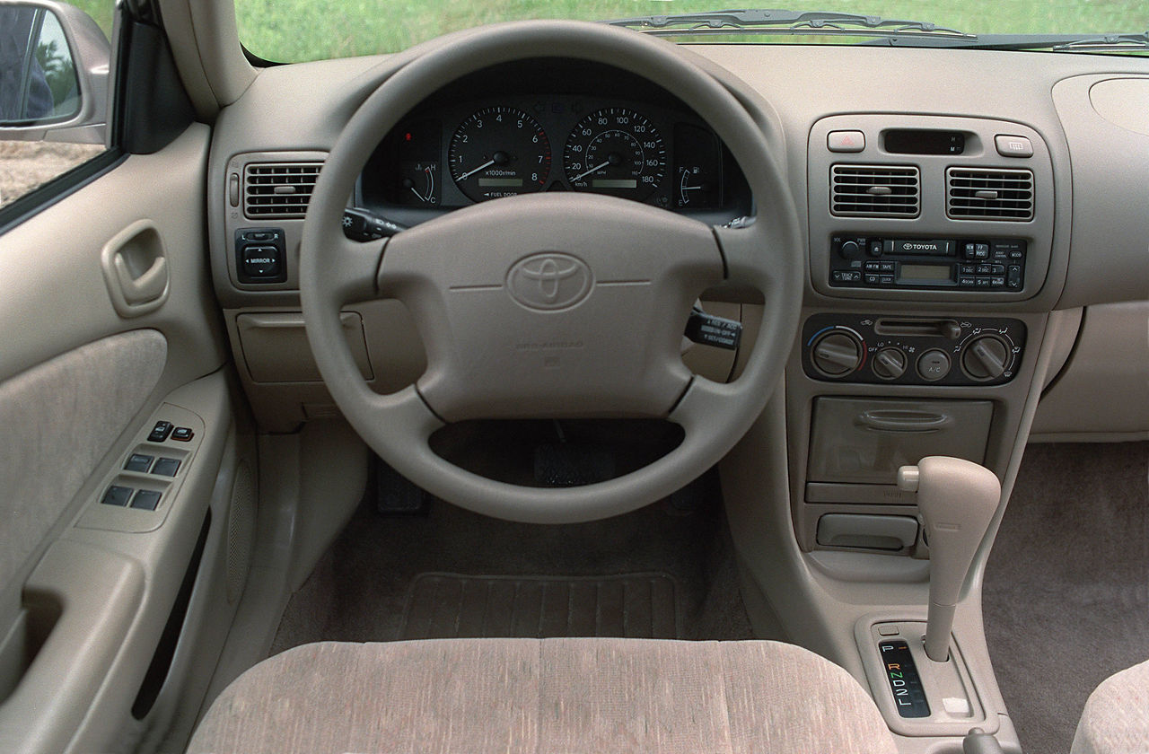 1999 Toyota Corolla 10