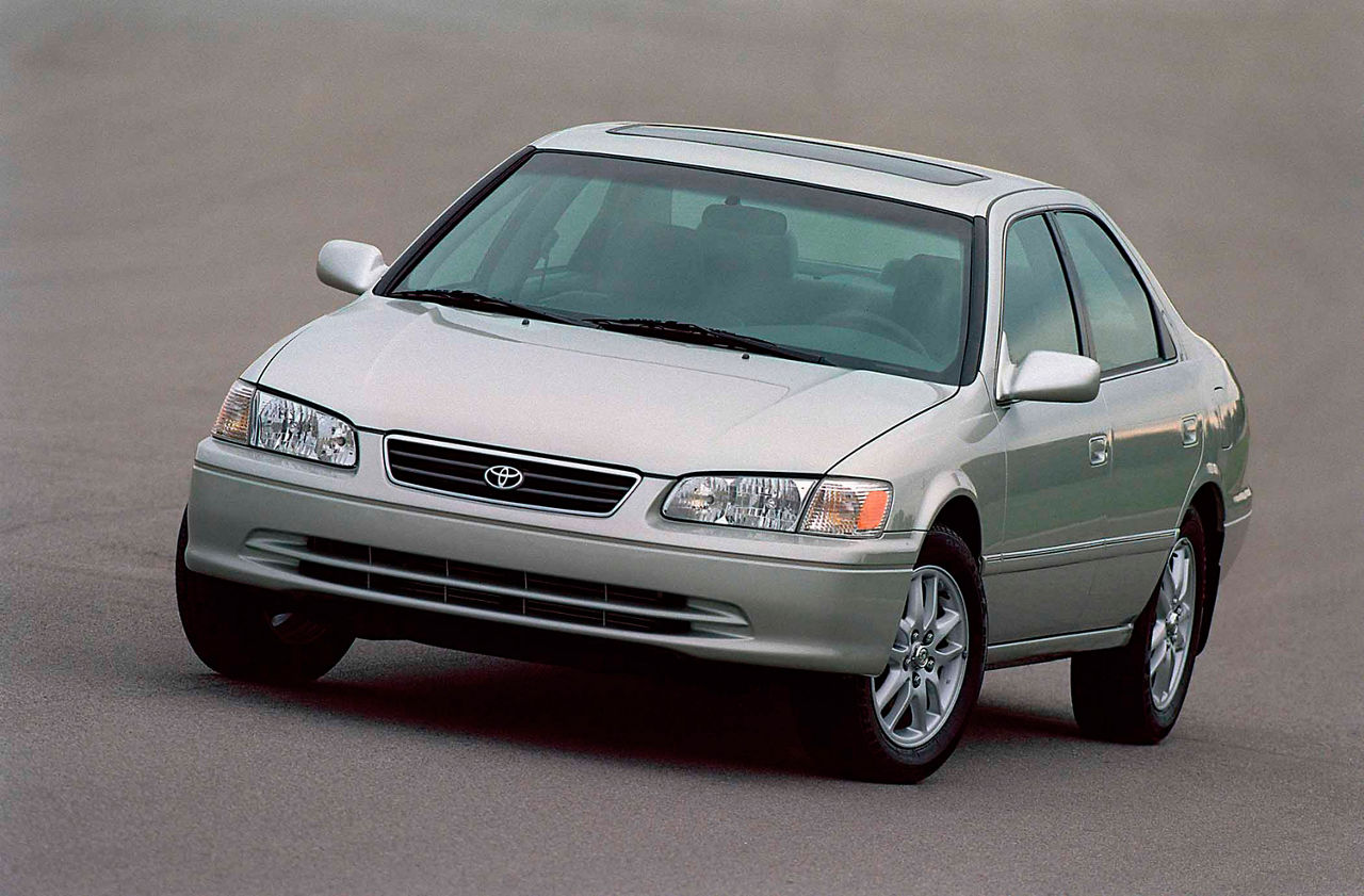 2000 Toyota Camry