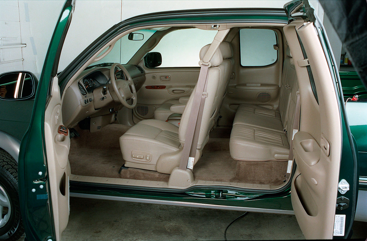 2000 Toyota Tundra 12