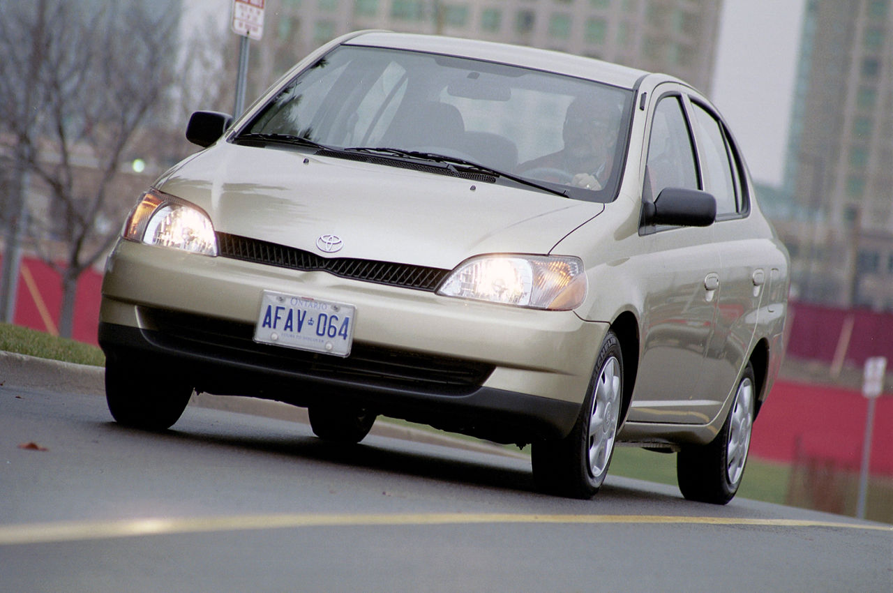 2001 Toyota Echo 03