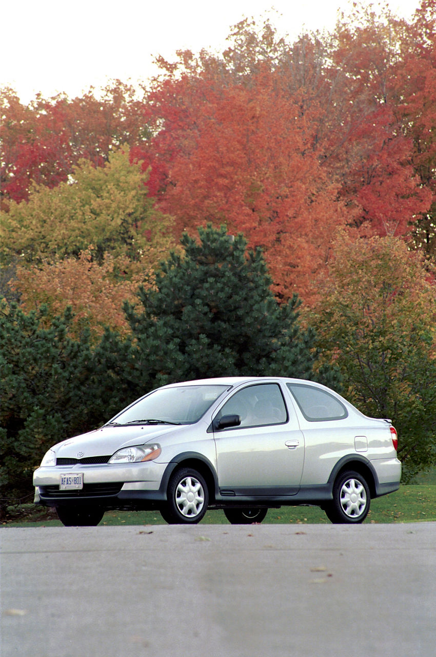 2001 Toyota Echo 04