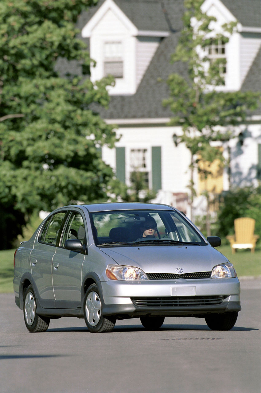 2001 Toyota Echo 07