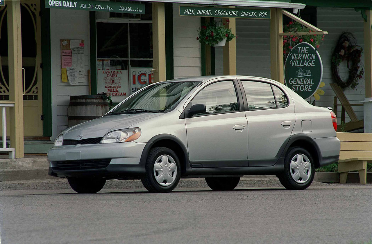 2002 Toyota Echo 11