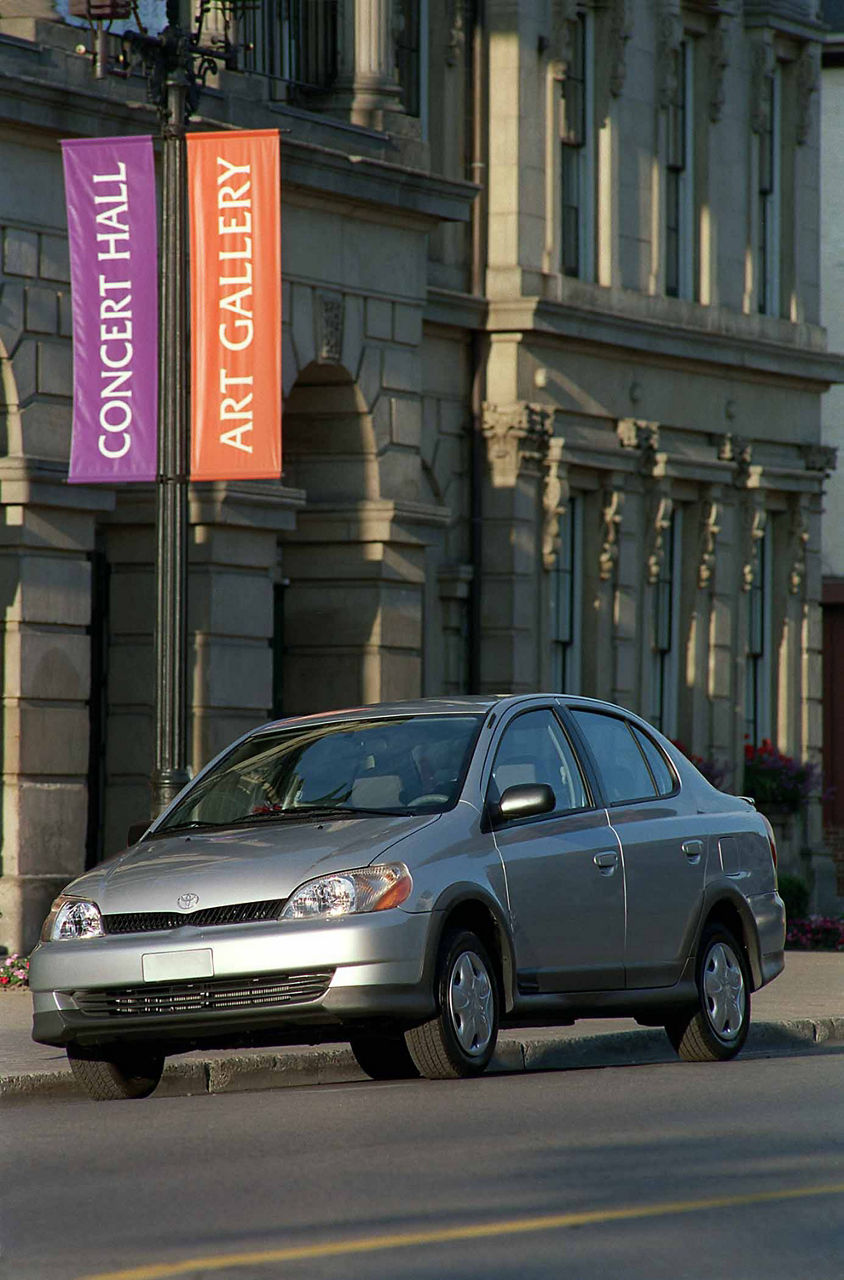 2002 Toyota Echo 14