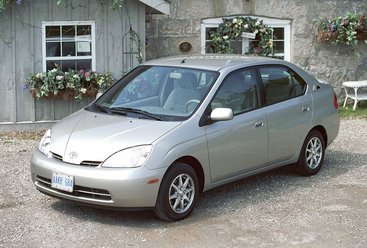 2002 Toyota Prius 01