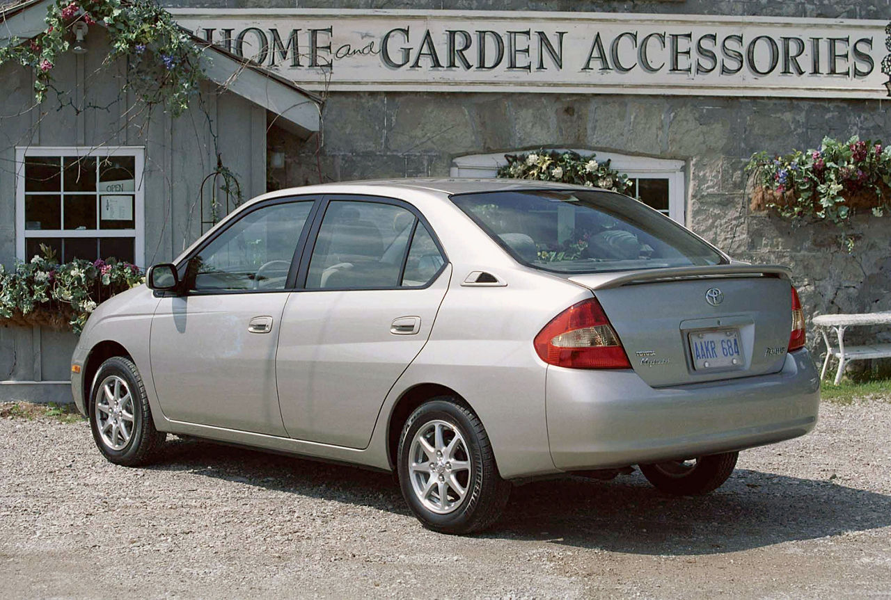 2002 Toyota Prius 02