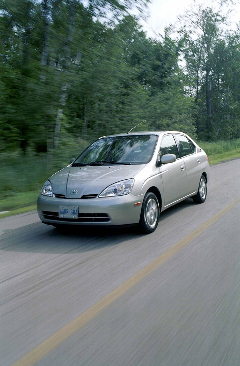 2002 Toyota Prius 10