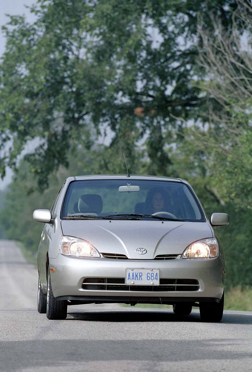 2002 Toyota Prius 11
