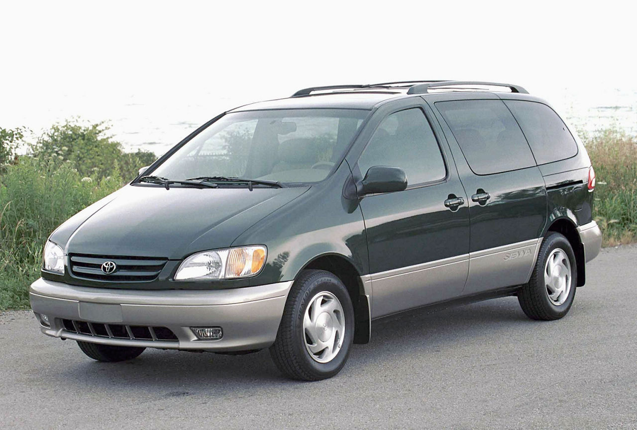 2002 Toyota Sienna 03
