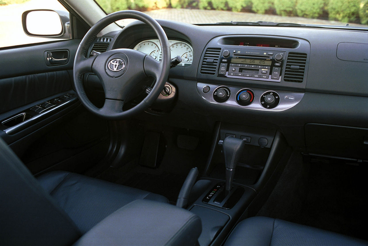 2003 Toyota Camry 12
