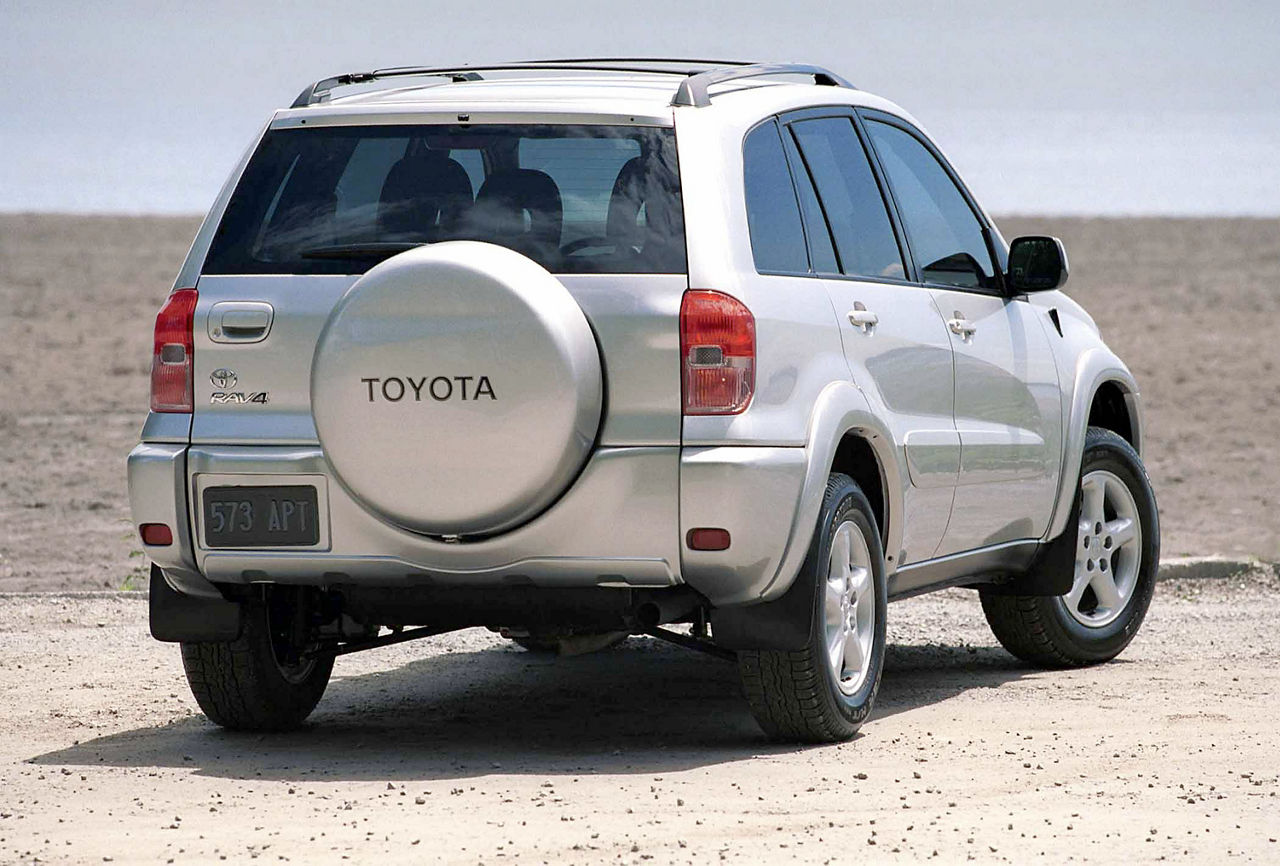 2003 Toyota RAV4 06