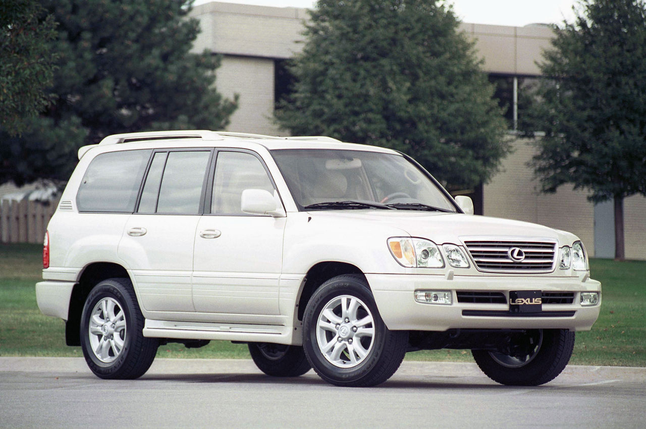 2004 Lexus LX 470