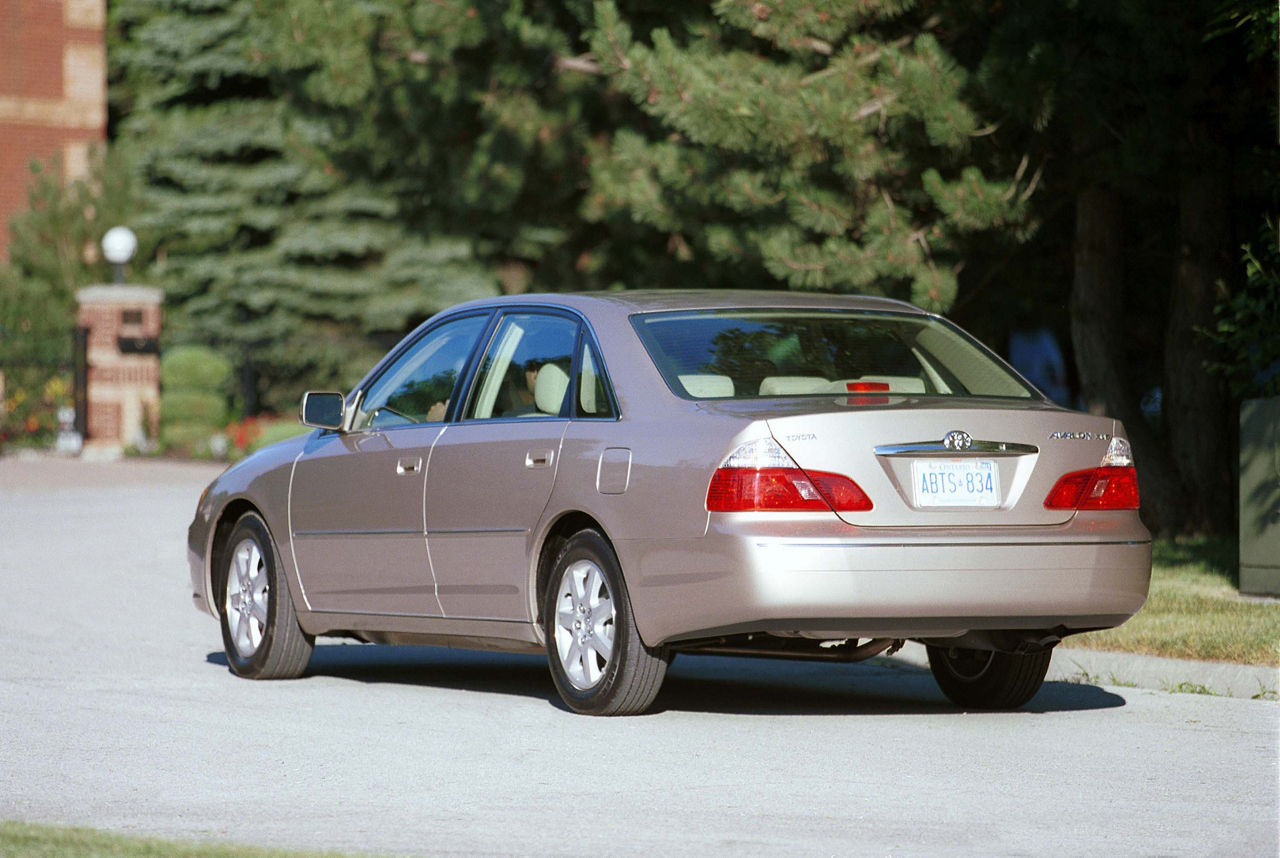 2004 Toyota Avalon