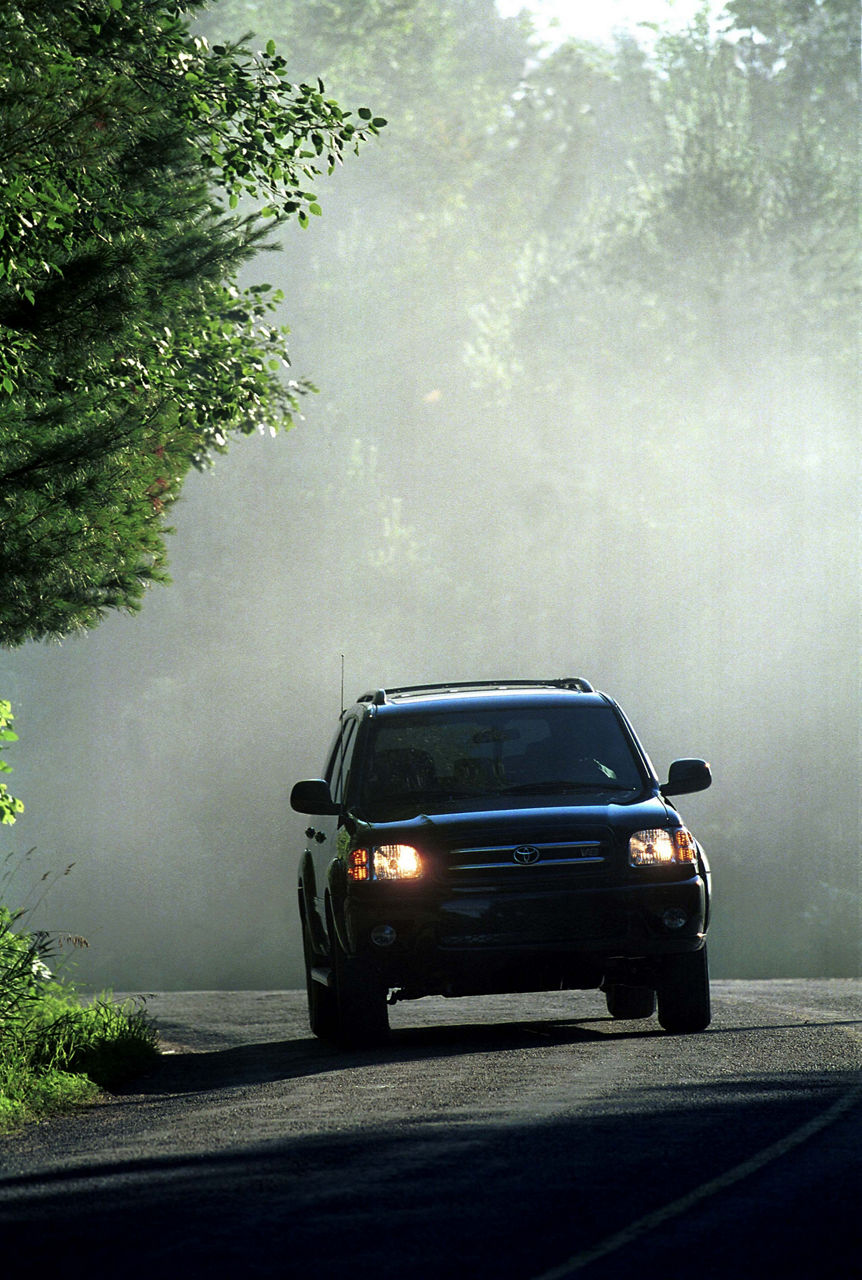 2004 Toyota Sequoia