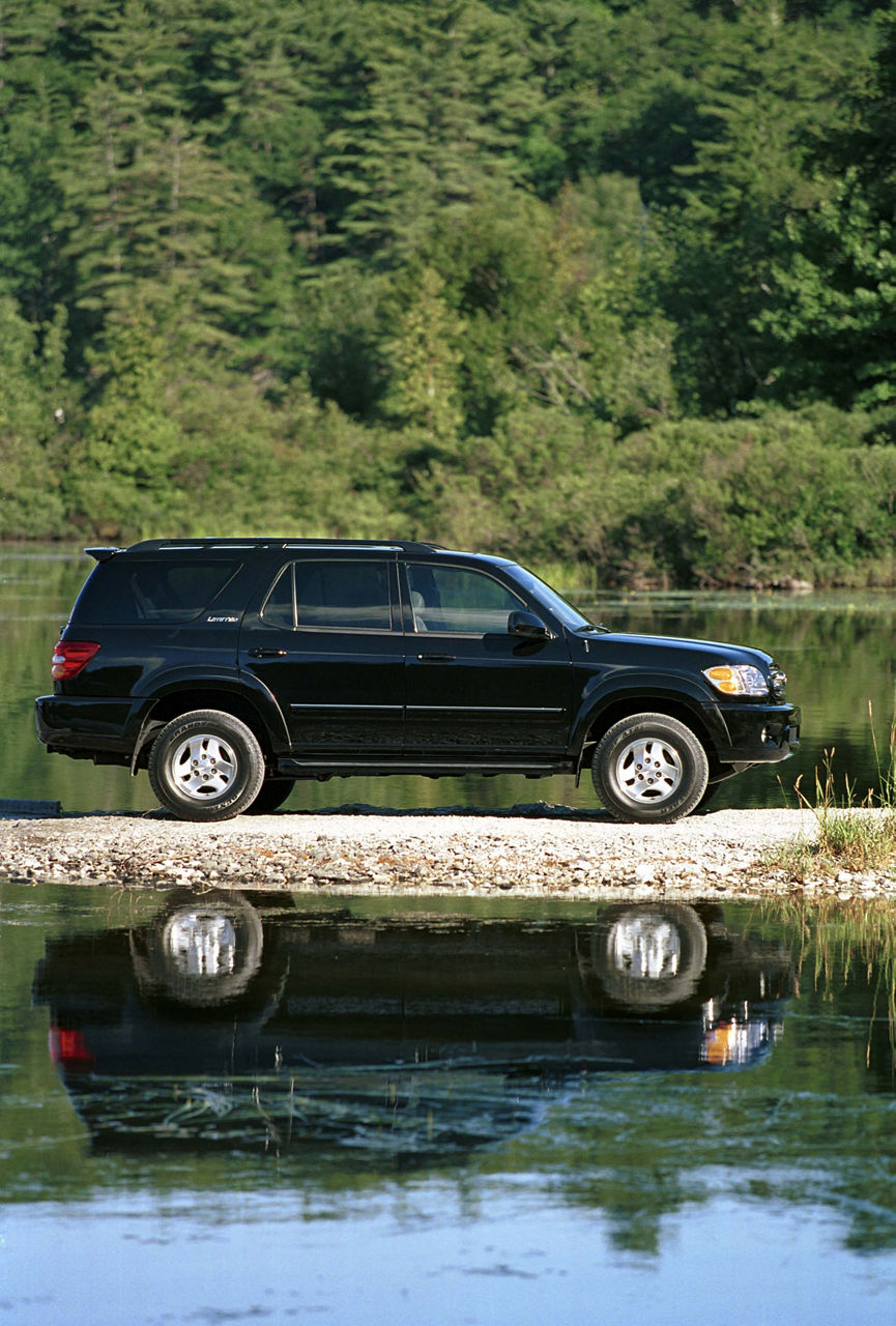 2004 Toyota Sequoia