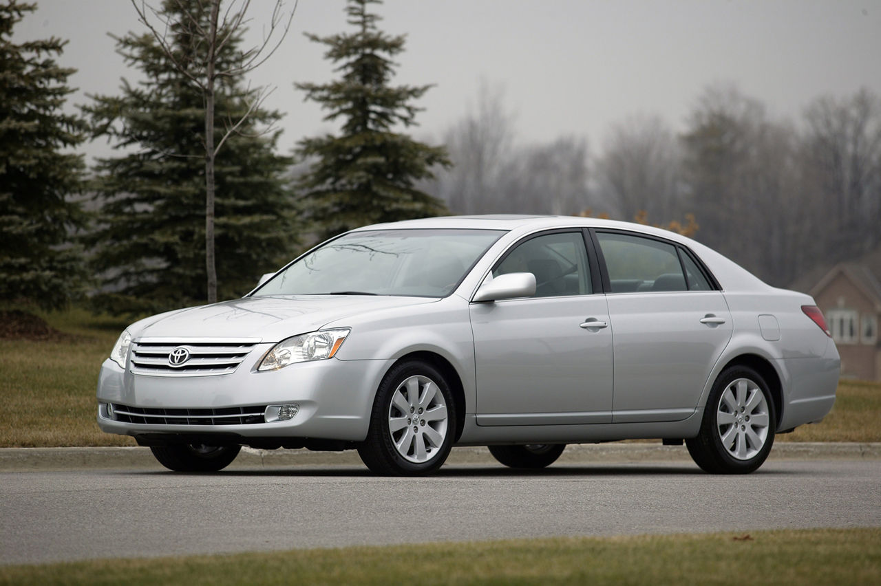 2005 Toyota Avalon XLS 05