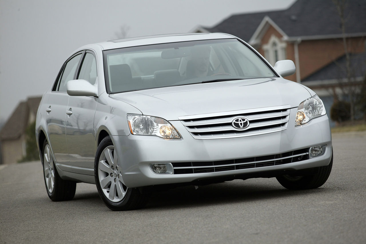 2005 Toyota Avalon XLS 06