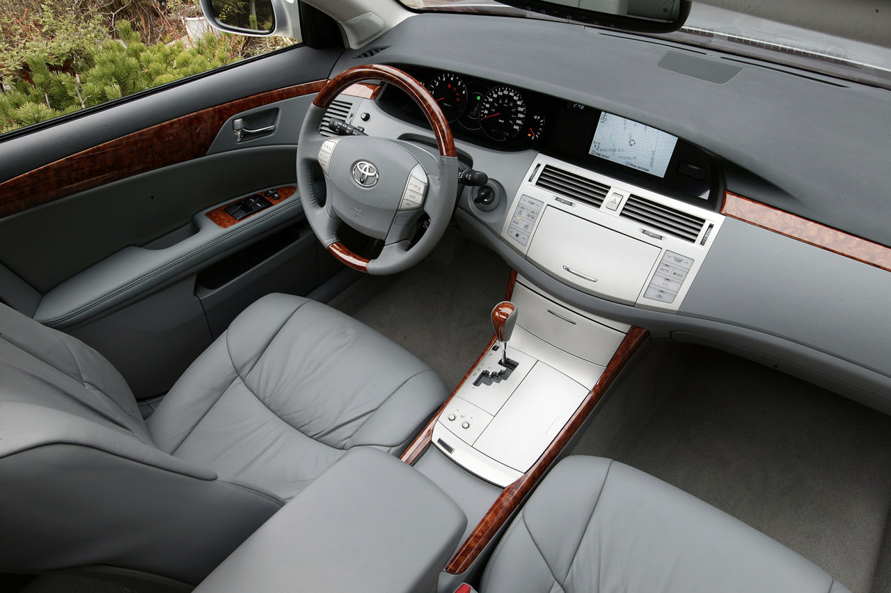 2005 Toyota Avalon XLS 14