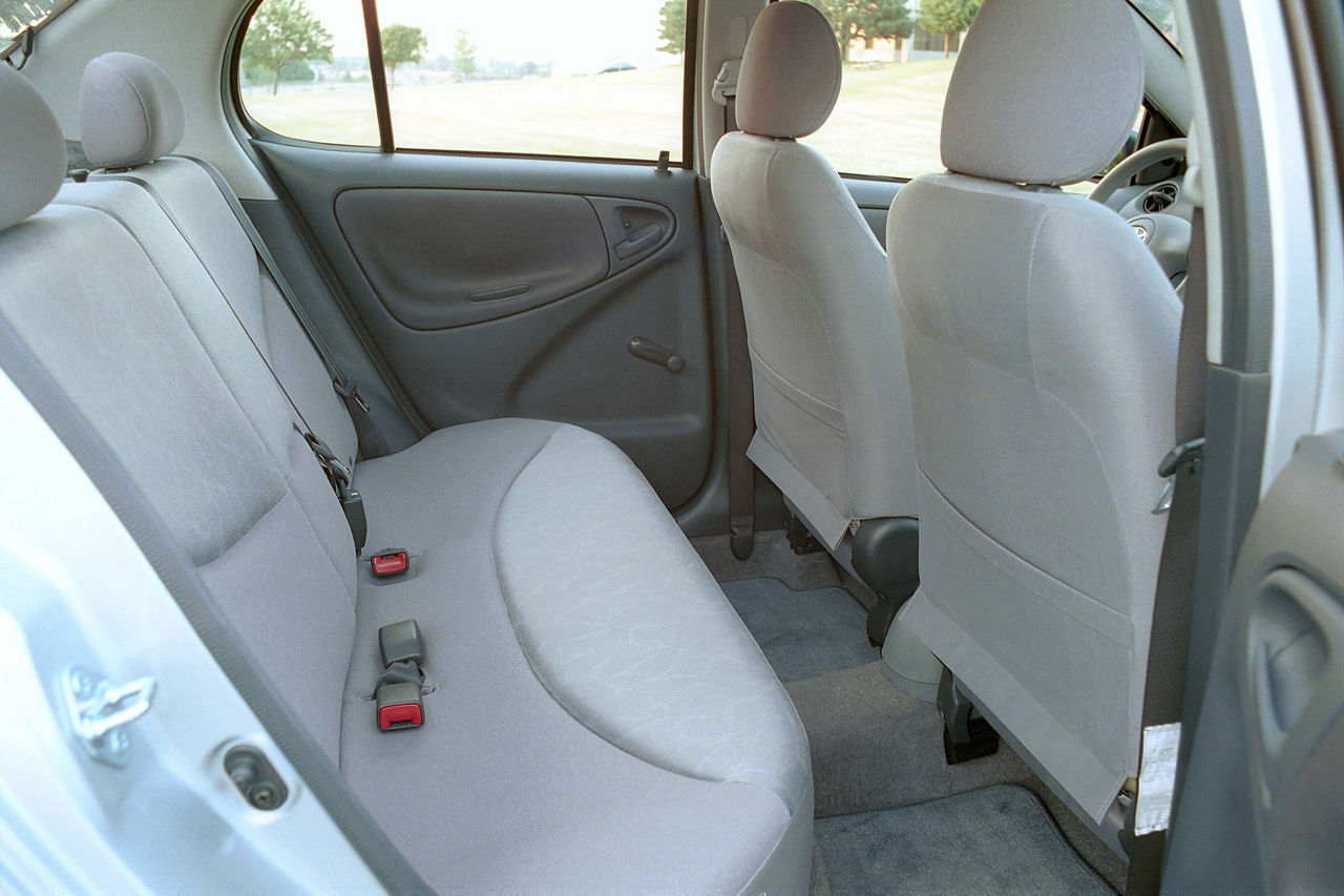 2005 Toyota Echo Sedan 05