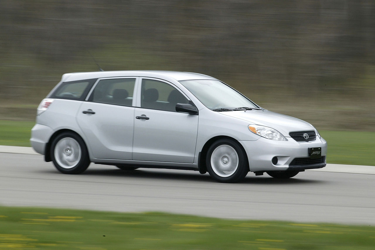 2005 Toyota Matrix Base 01