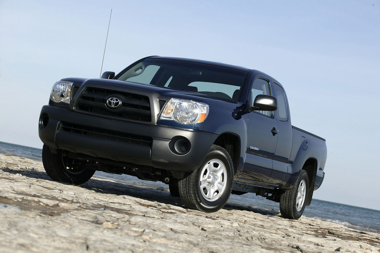 2005 Toyota Tacoma 4X2 XC 03