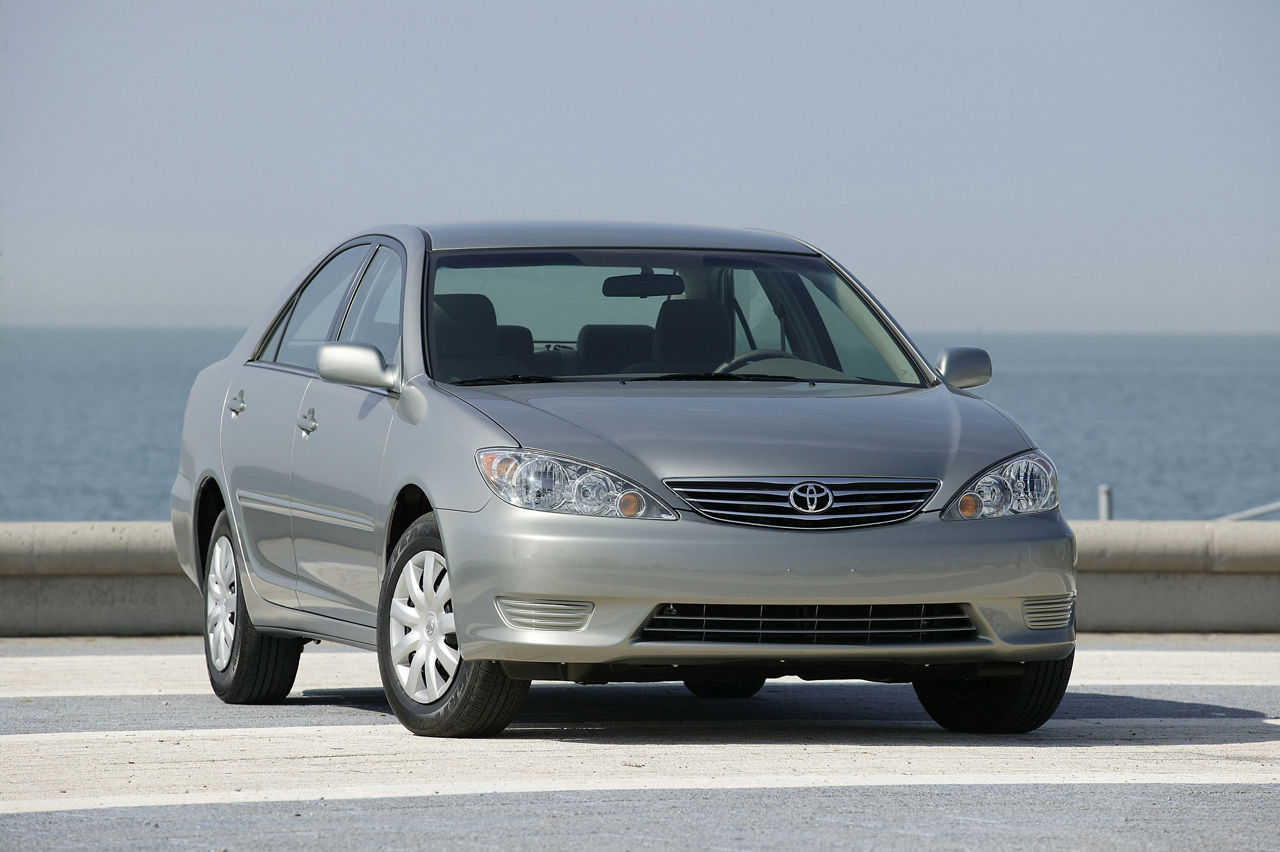 2006 Toyota Camry LE 03