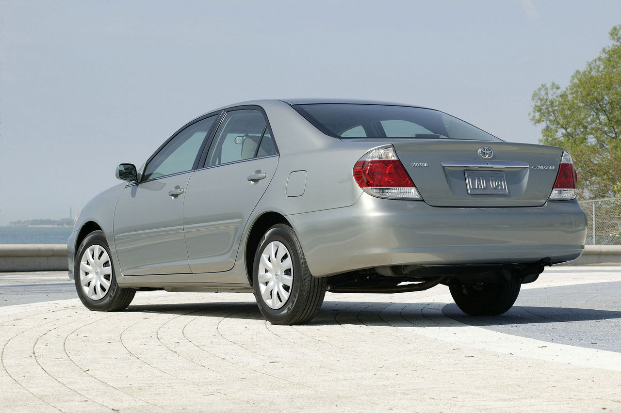 2006 Toyota Camry LE 04