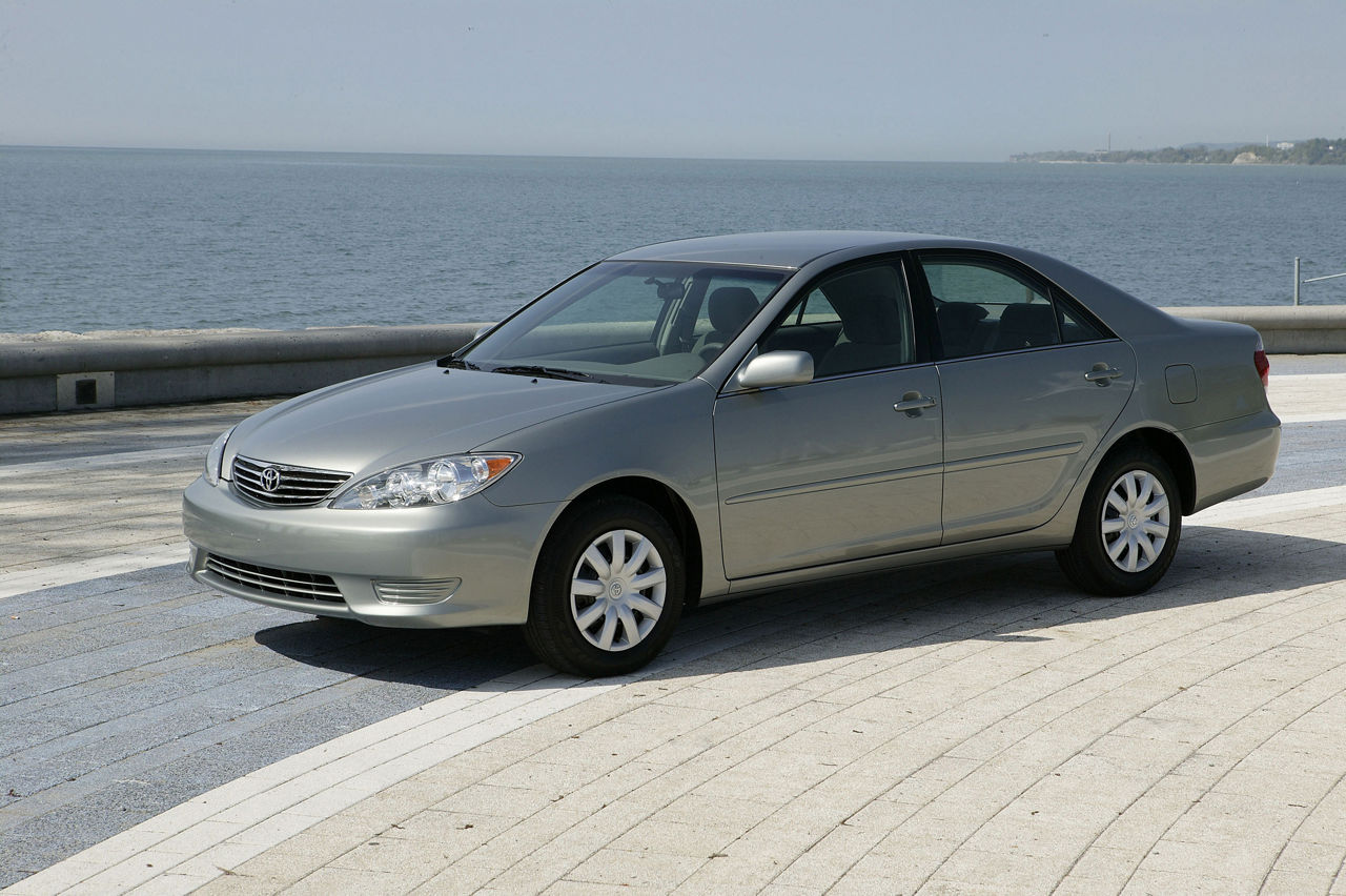2006 Toyota Camry LE 05