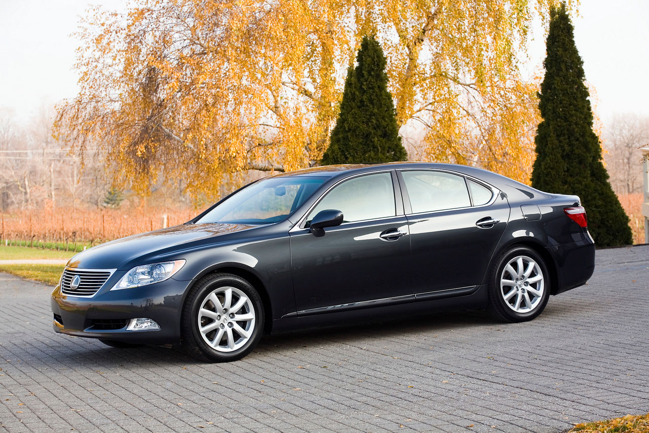 2007 Lexus LS 460 03