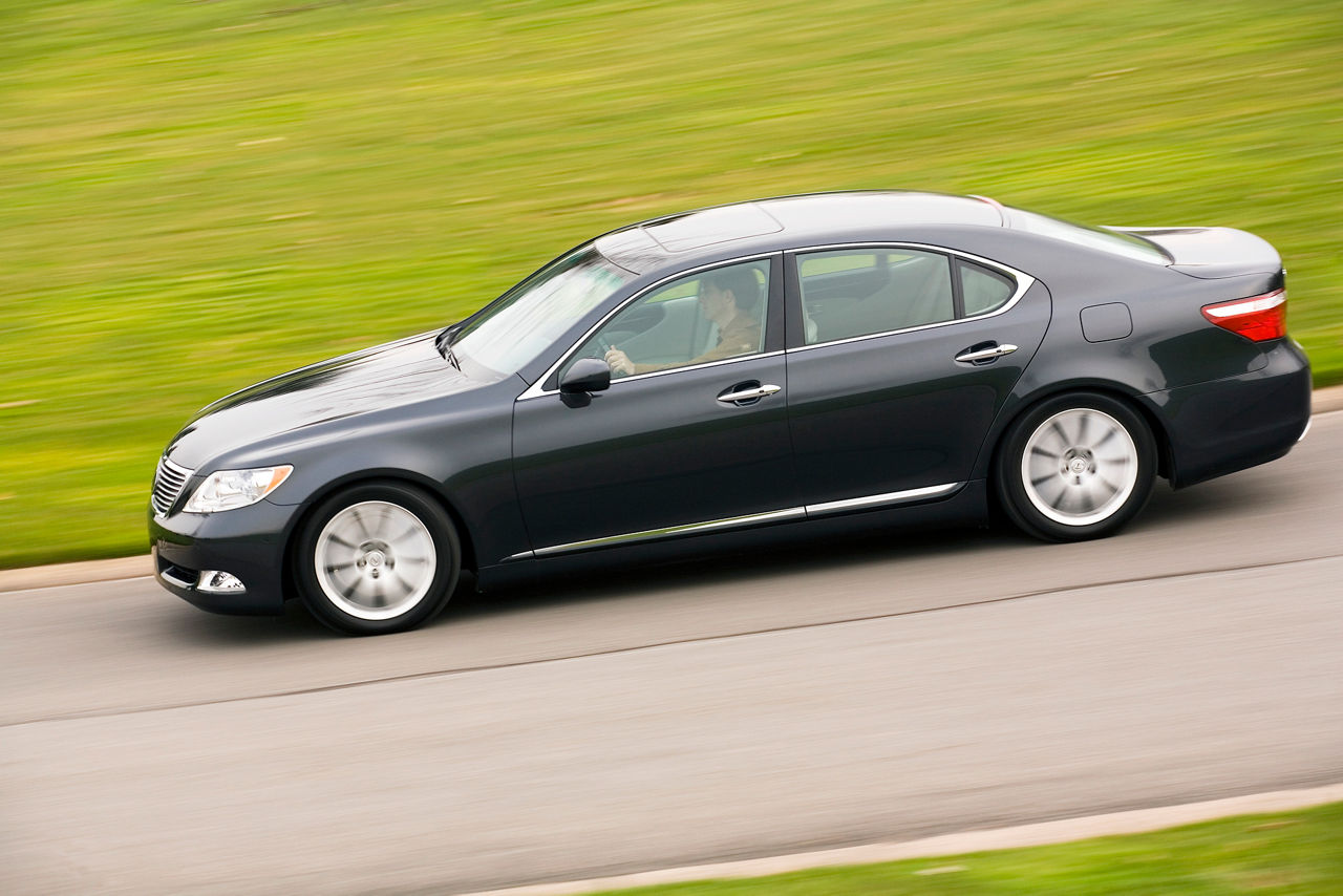 2007 Lexus LS 460 06