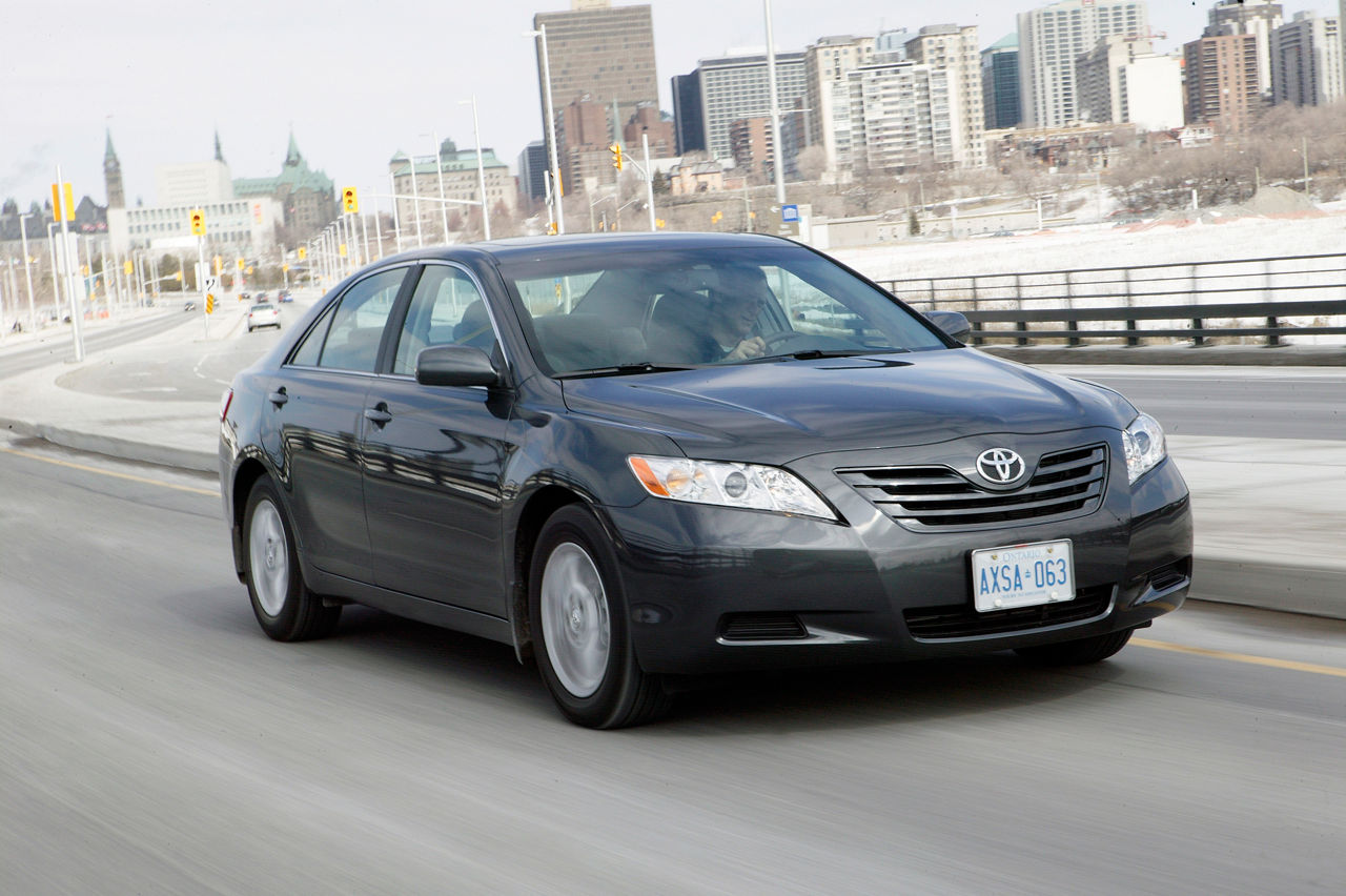 2008 Toyota Camry LE 04