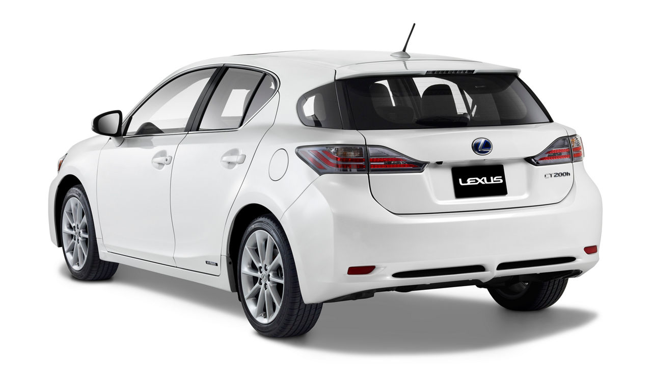 2011 Lexus CT200h 03