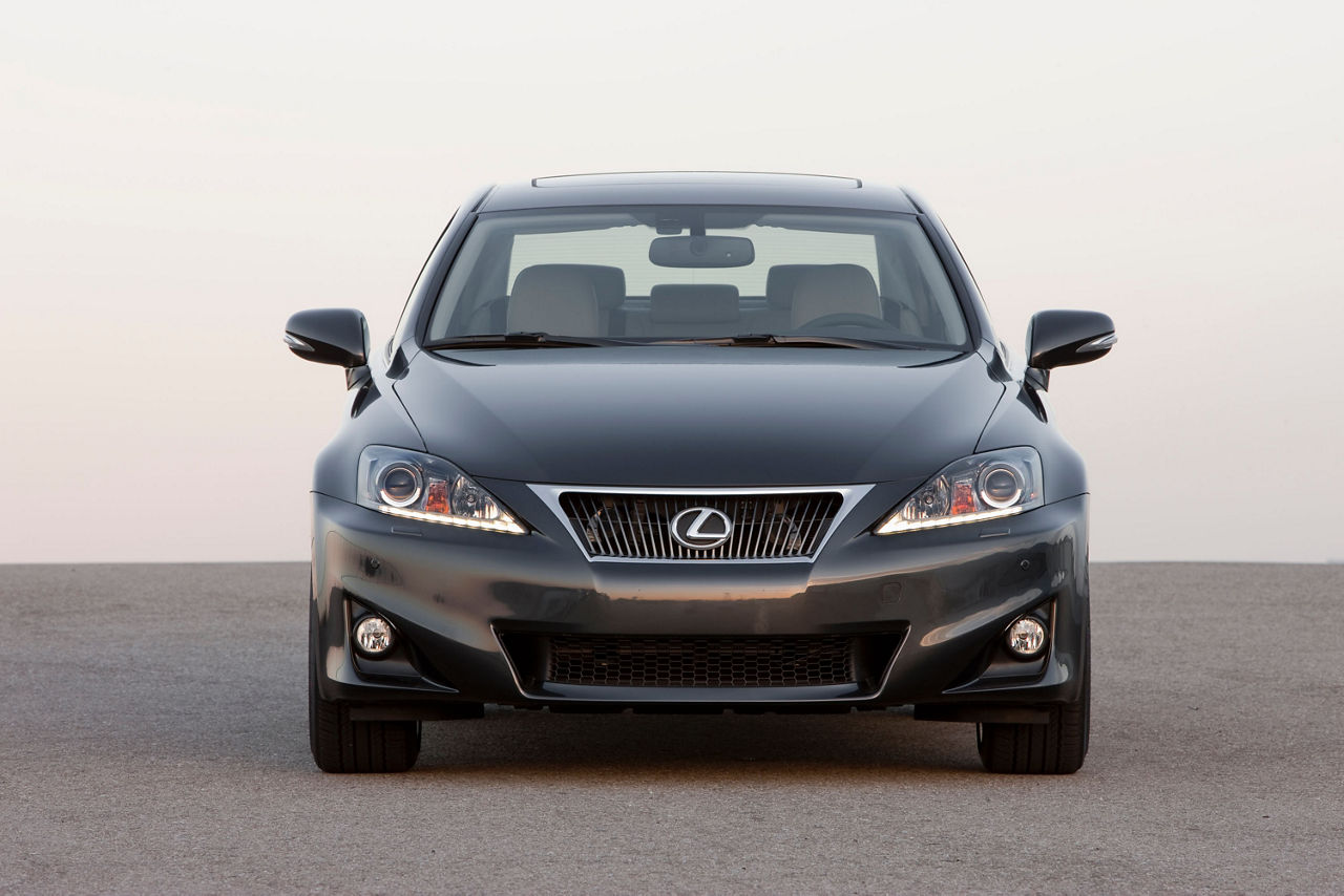 2011 Lexus IS 350 003