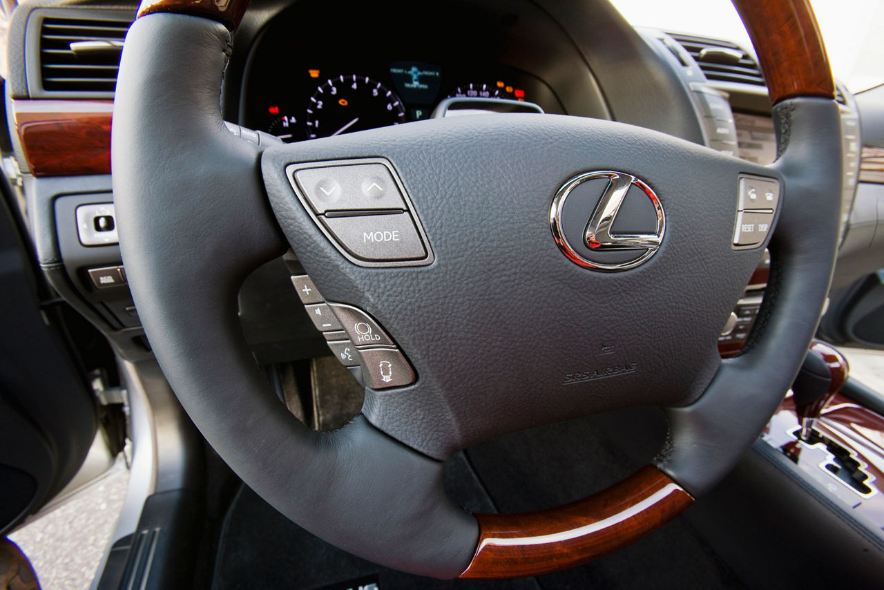 2011 Lexus LS 460 AWD