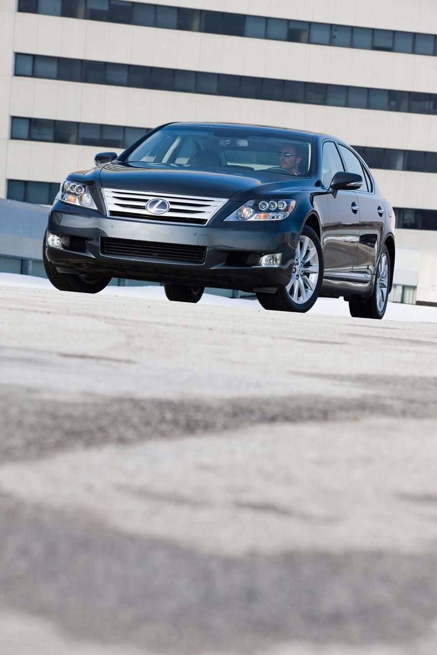 2011 Lexus LS600h L