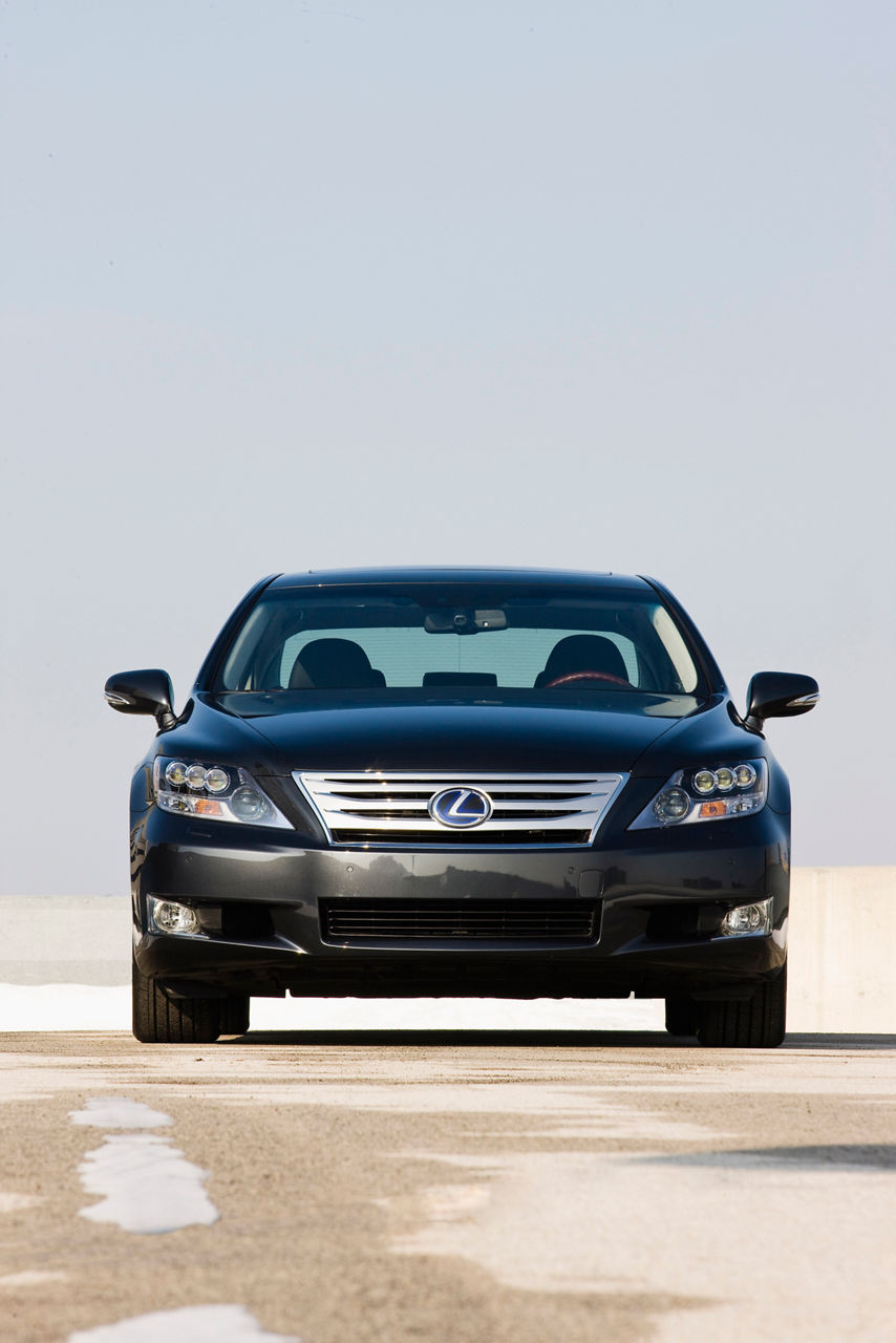 2011 Lexus LS600h L