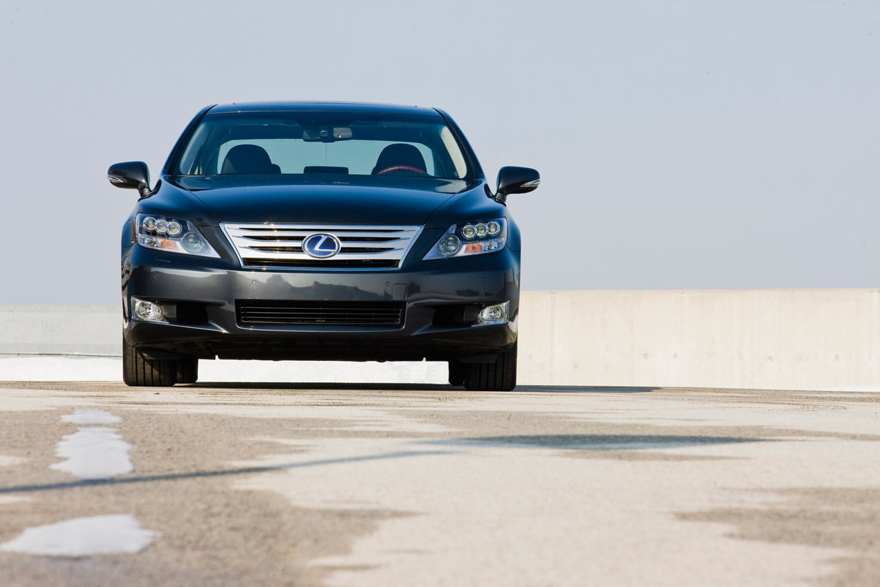 2011 Lexus LS600h L