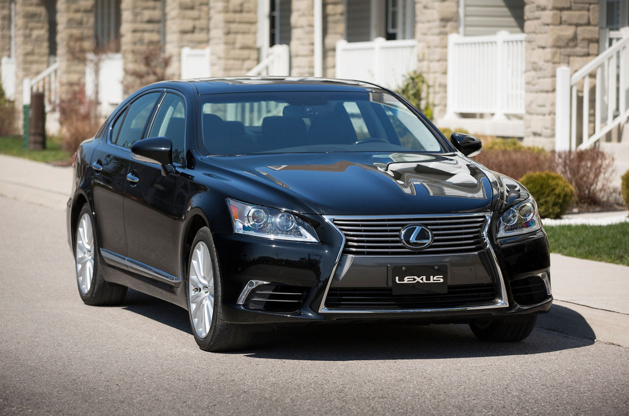 2013 Lexus LS460 15
