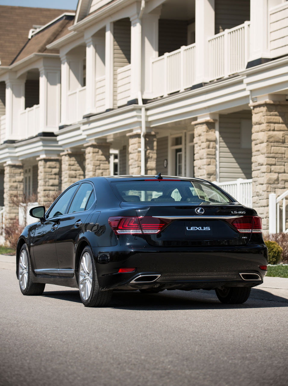 2013 Lexus LS460 18
