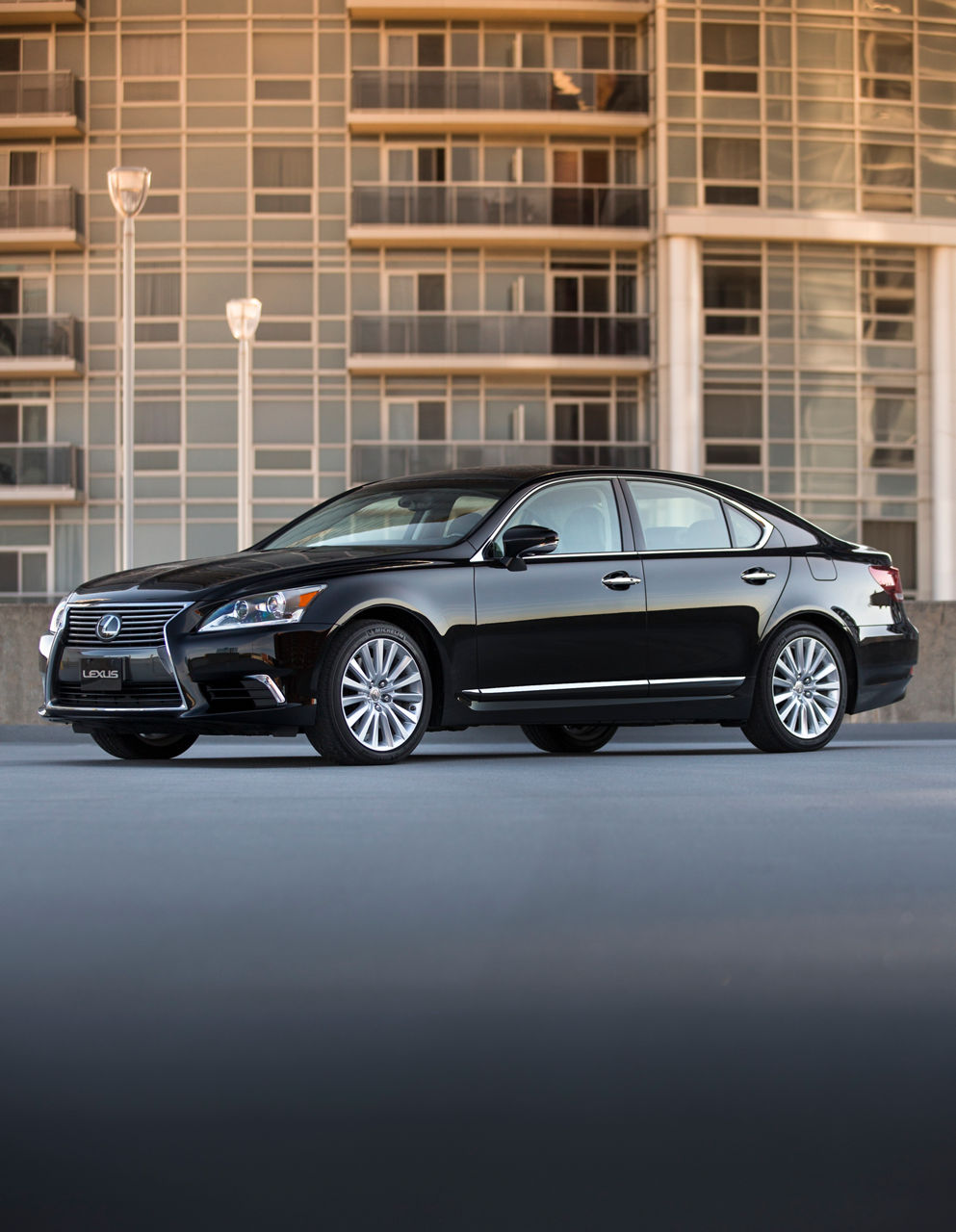 2013 Lexus LS460 3